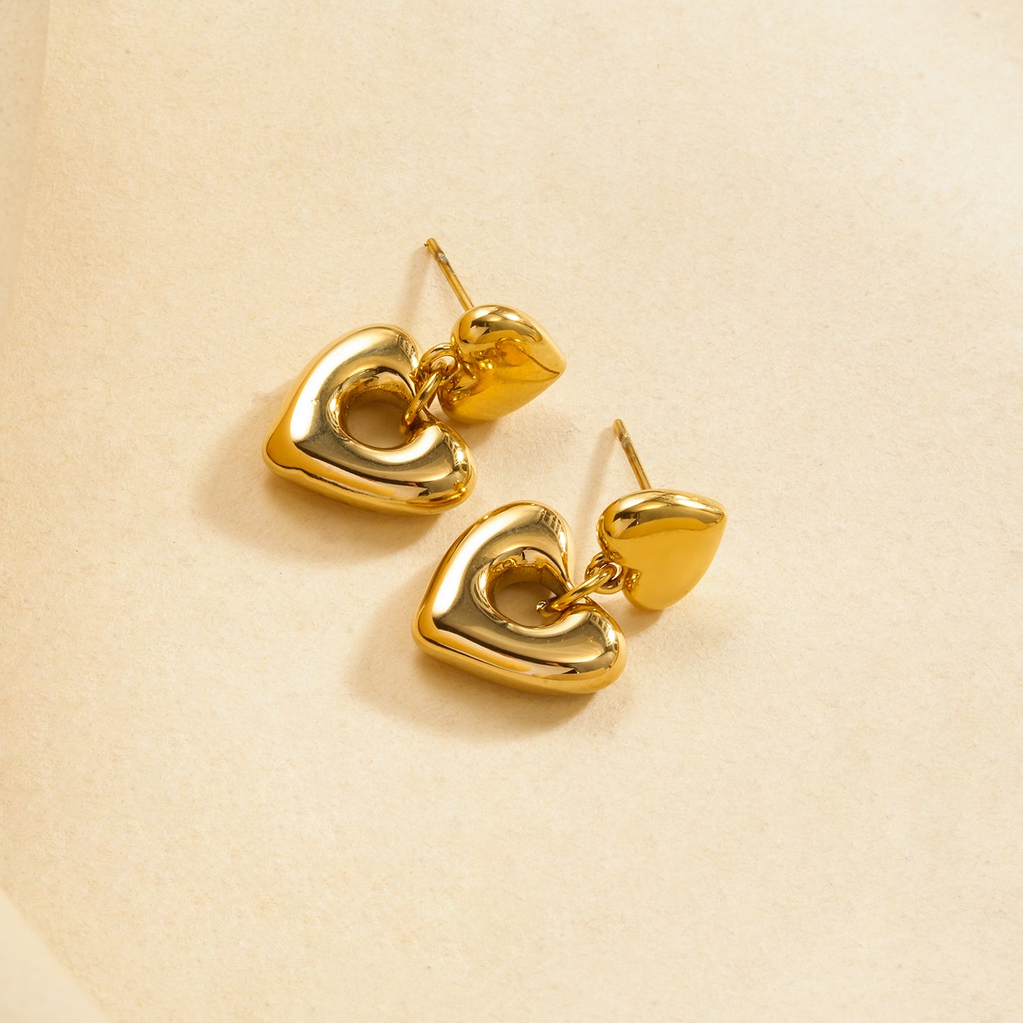 Boucles d'oreilles cœur ajouré lisse