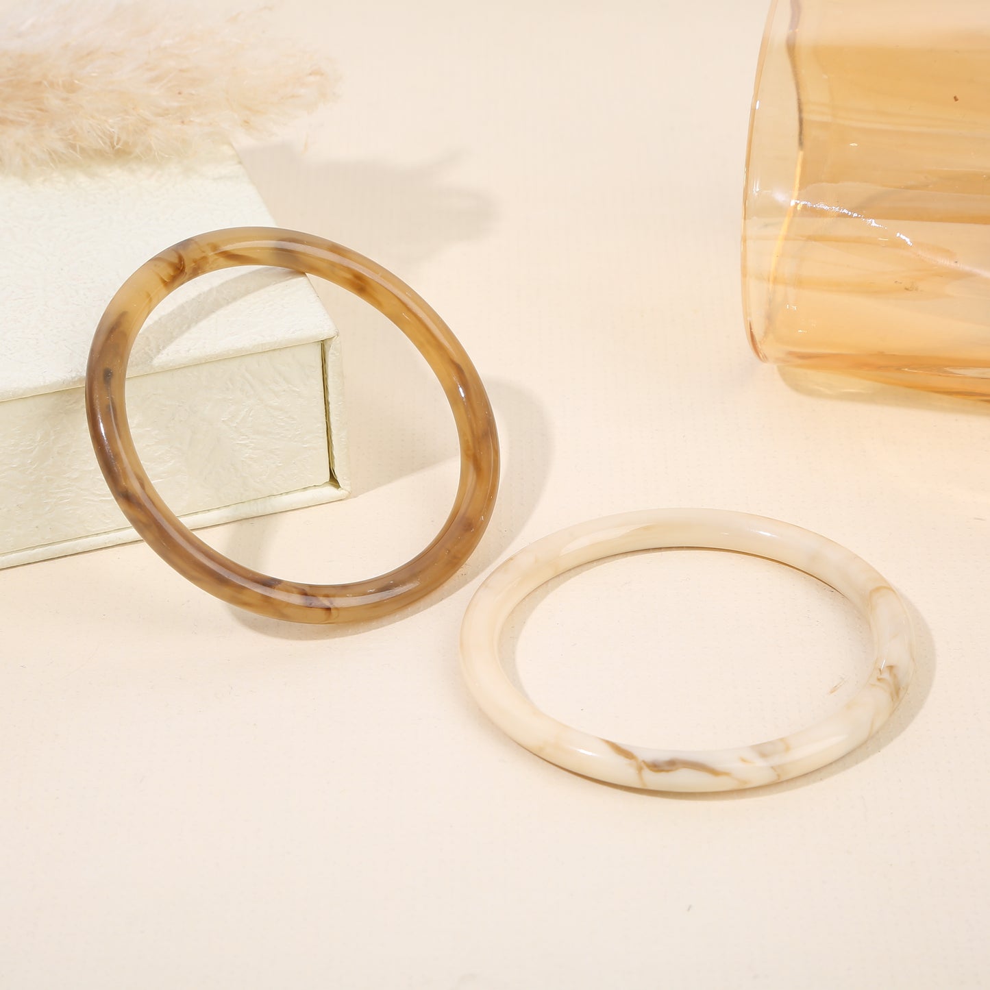 Lot de 2 bracelet jonc en résine marbré blanc et marron