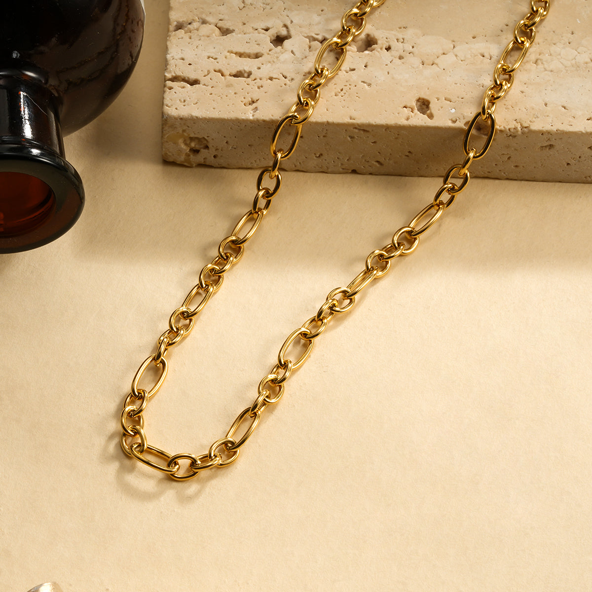 Collier à maillons allongés