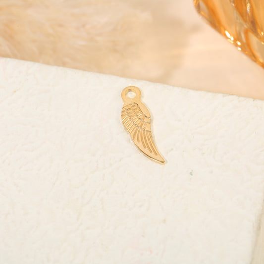 Lot de 3 pendentifs dorés ailes d'ange plates texturées